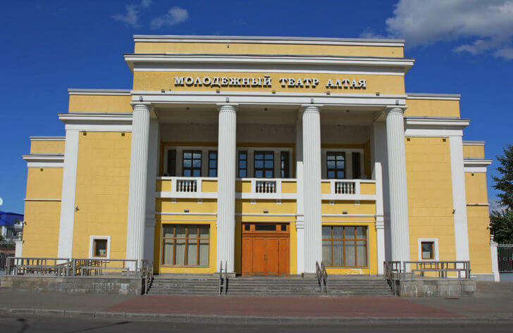 molodezhnyi-teatr-altaya город барнаул достопримечательности